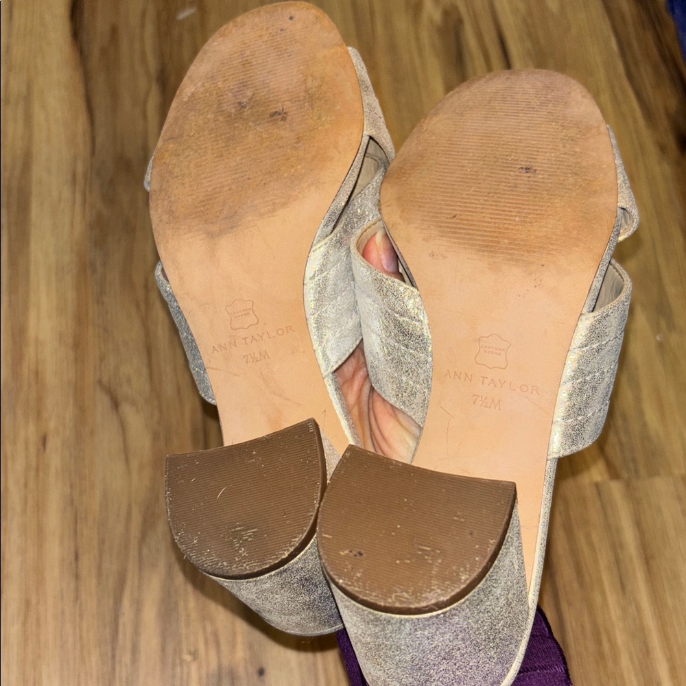 Ann Taylor Silver Sandals - Picture 4 of 4